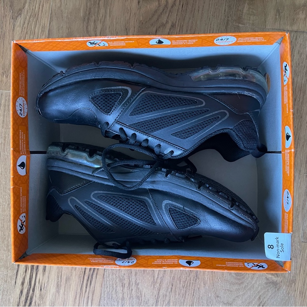 Safe T Step Nonslip Black Sneakers - Picture 3 of 6